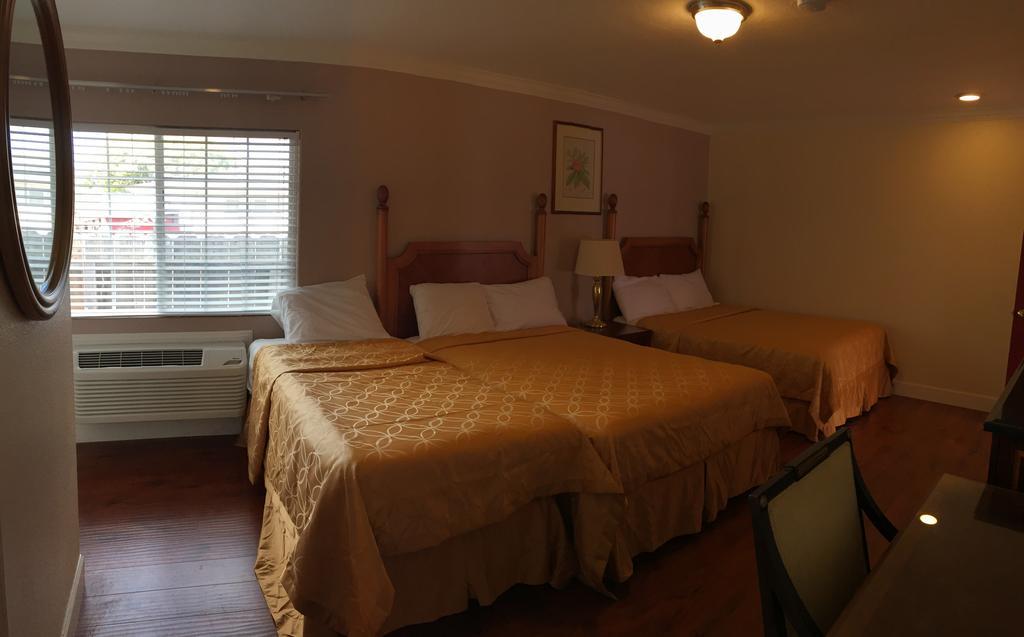 Wagon Wheel Motel Salinas Extérieur photo